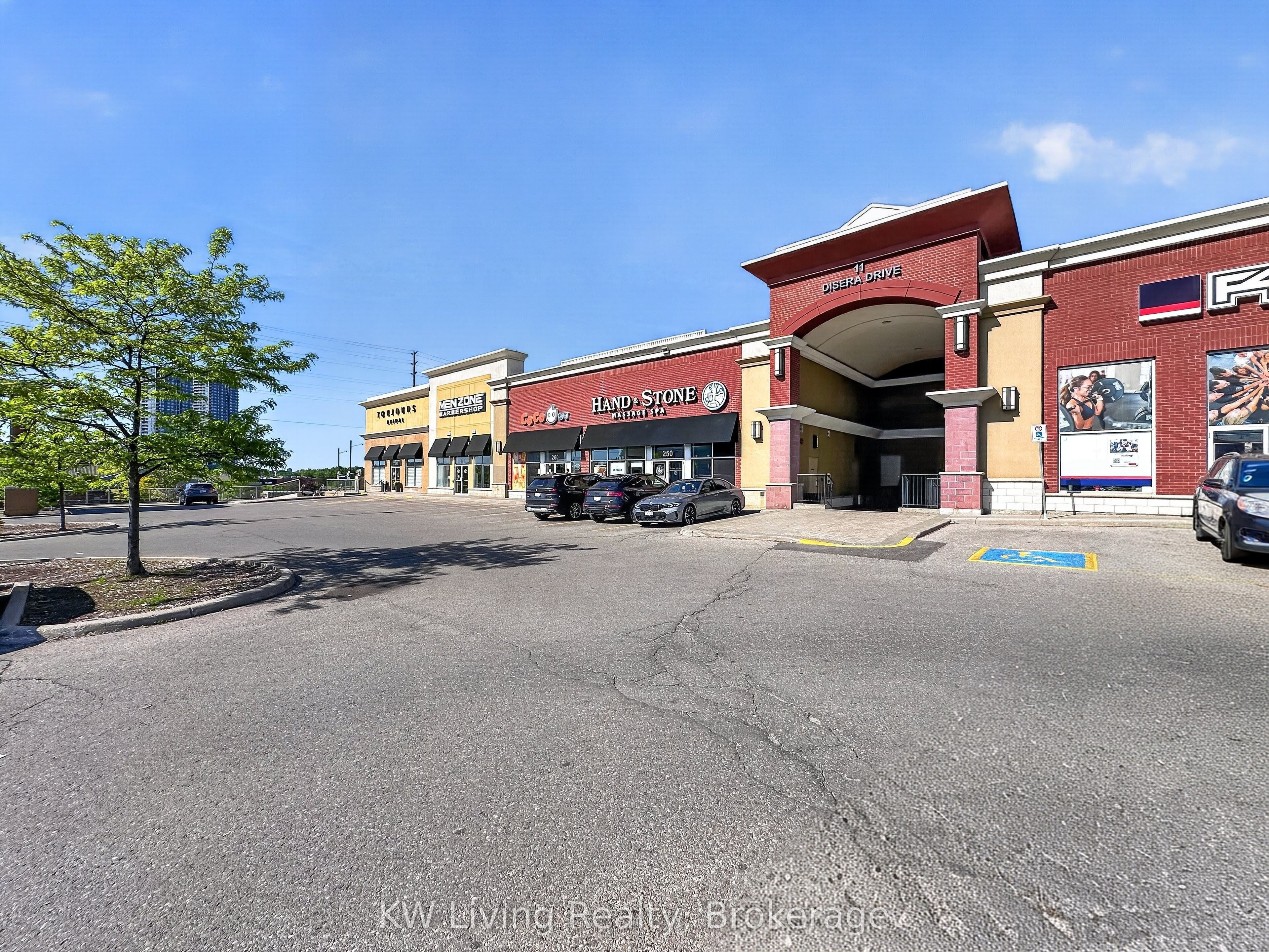 140-11 Disera Drive, Vaughan, ON, L4J 0A7 photo 4