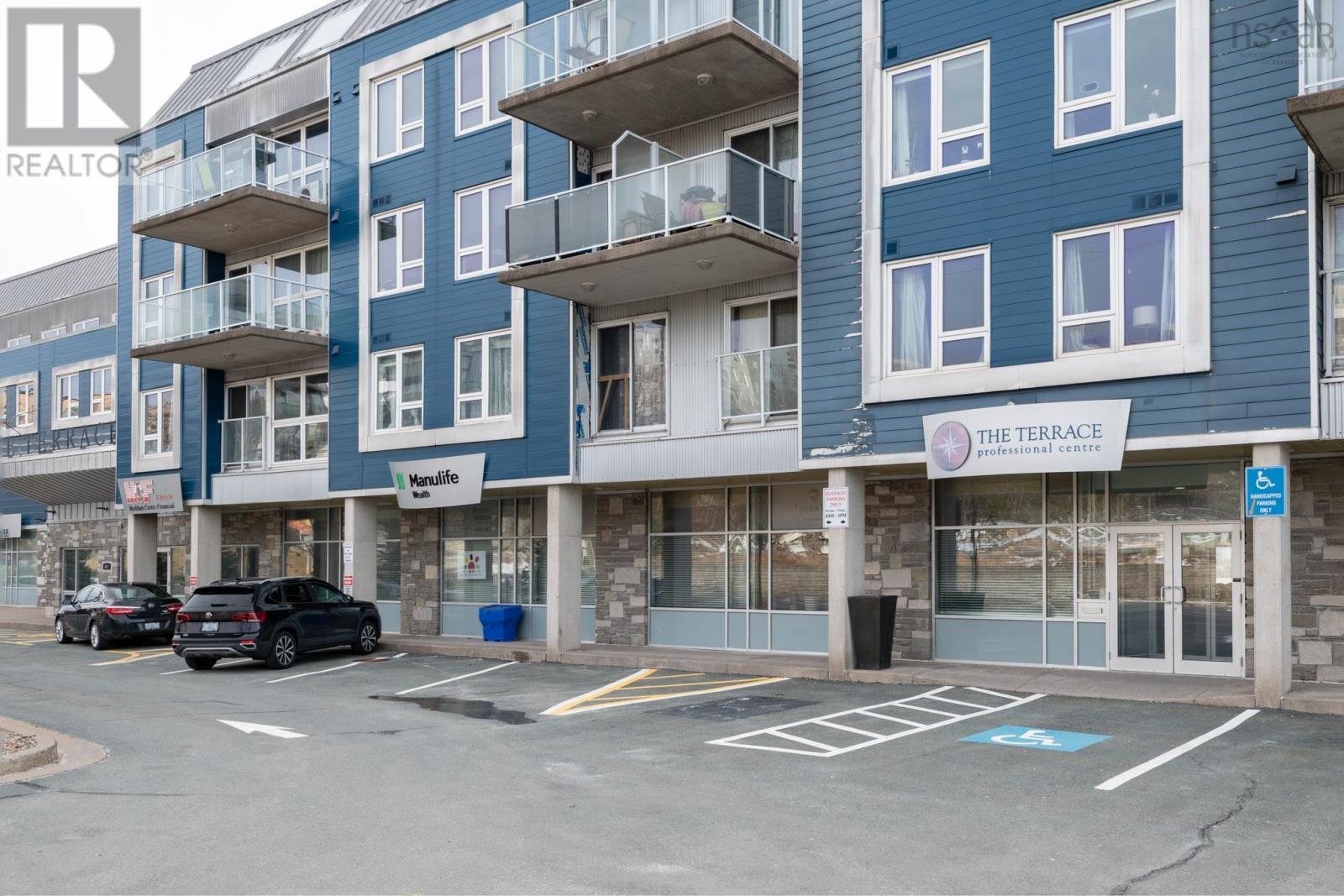 208-647 Bedford Highway, Halifax, NS, B3M0A5