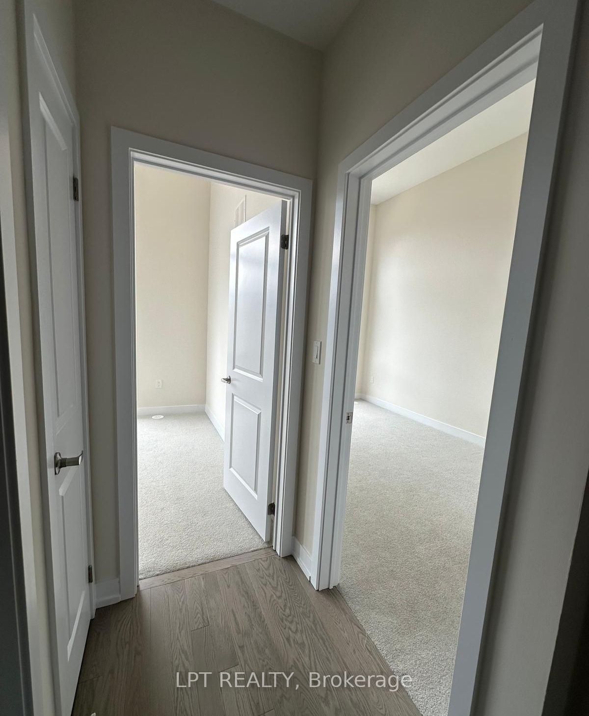 Additional image 4 of 3107 Meadowridge Drive, Oakville, ON, L6H 7Z5