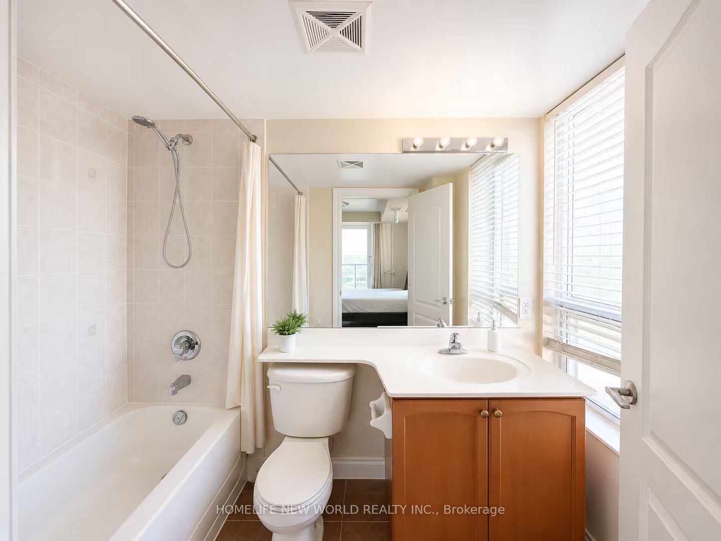 2007-50 Brian Harrison Way, Toronto, ON, M1P 5J4 photo 5