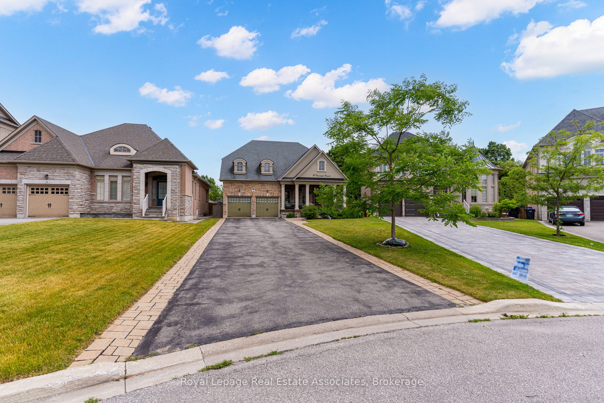 20 Cannington Crescent, Brampton, ON, L6X 0W6 photo 3
