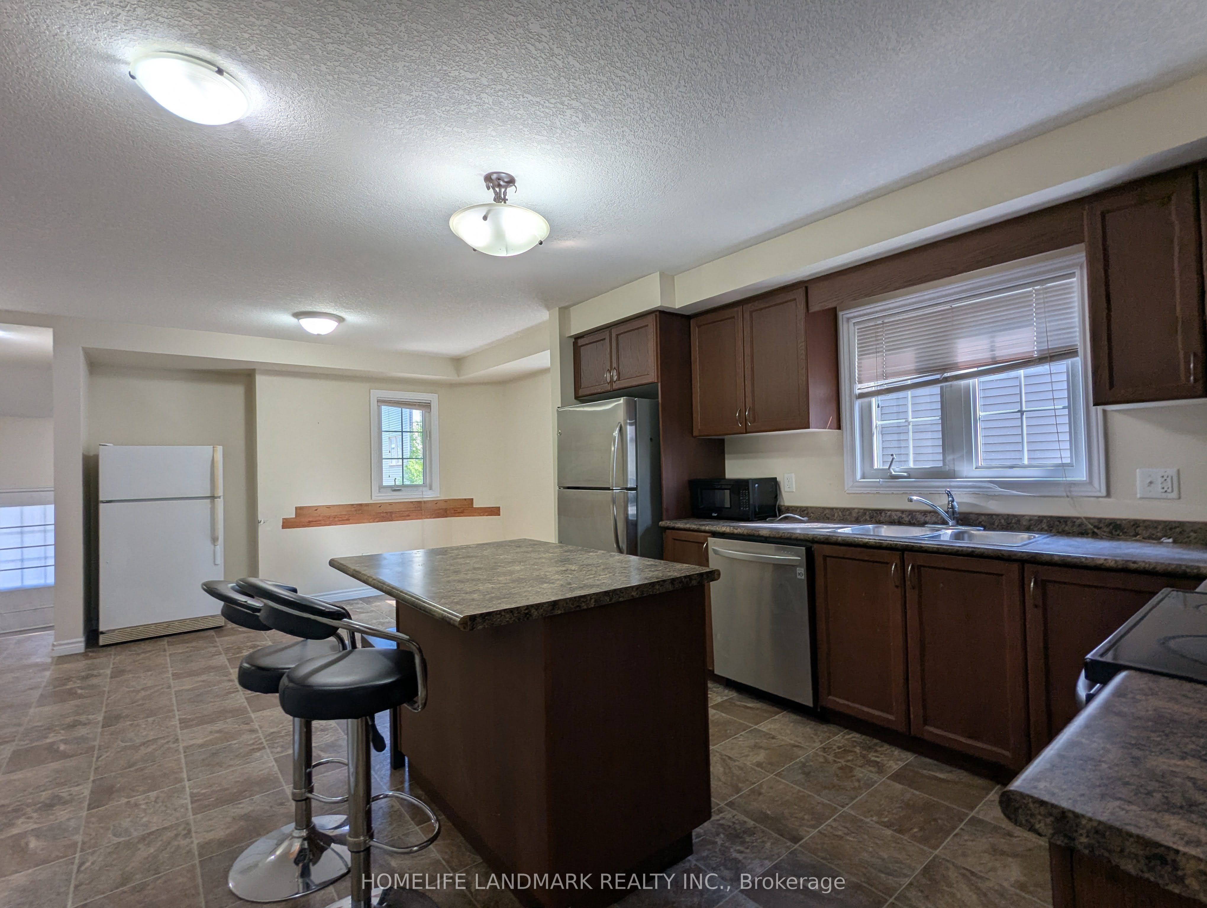 27B-931 Glasgow Street, Kitchener, ON, N2N 0B6 photo 5