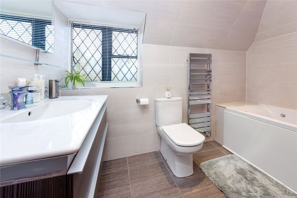 Additional image 16 of 5 bed detached house for saleLoom Lane, Radlett, Hertfordshire WD7