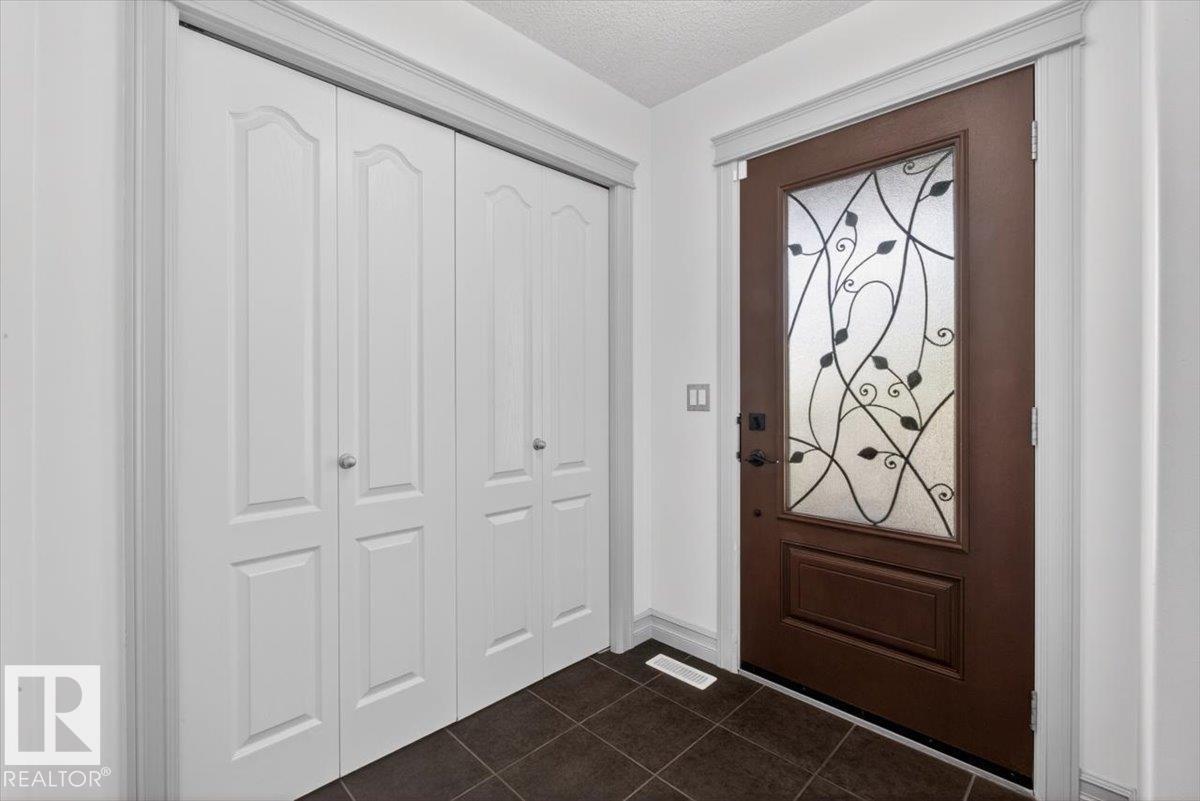 17325 6a Avenue SW, Edmonton, AB, T6W2A8 photo 4