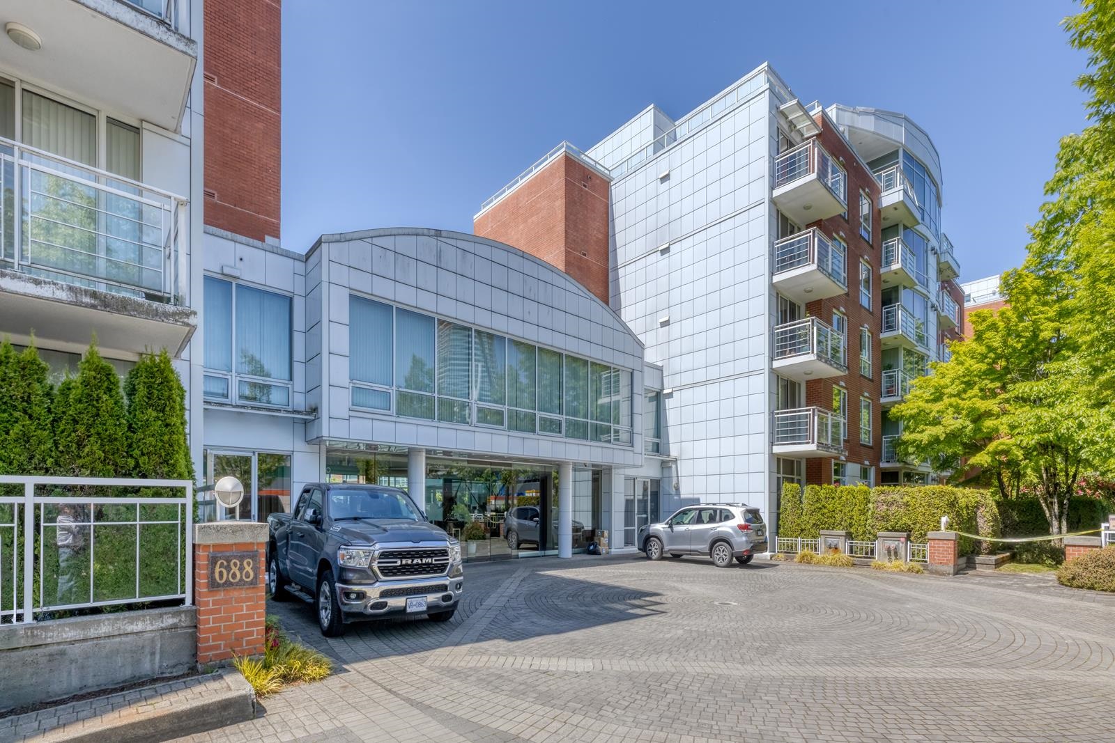 403-688 Fairchild Road, Vancouver, BC, V5Z 4P7 photo 2