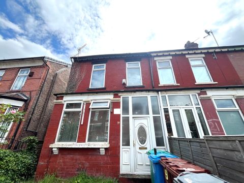 Osborne Road, Manchester M19, Room to rent