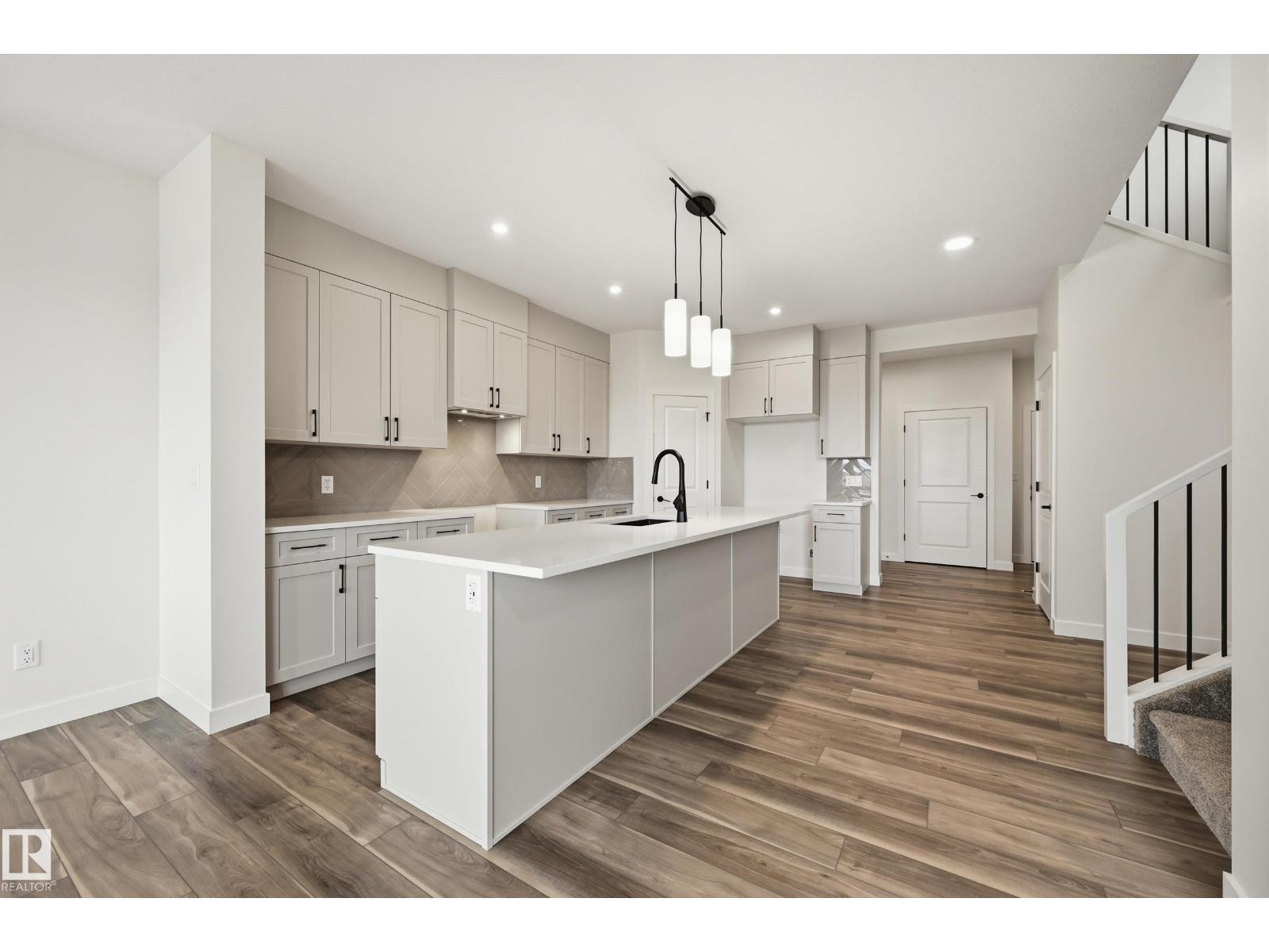 22376 90 Avenue NW, Edmonton, AB, T5T7X2 photo 5