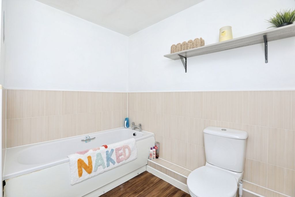 Additional image 22 of 2 bed flat for saleBeech House, Nettle Way, Minster On Sea, Sheerness ME12