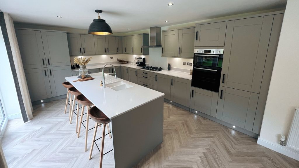 Additional image 6 of 5 bed detached house for salePlot 183. The Keighley, Church Farm, Deanery Close, Ripley DE5