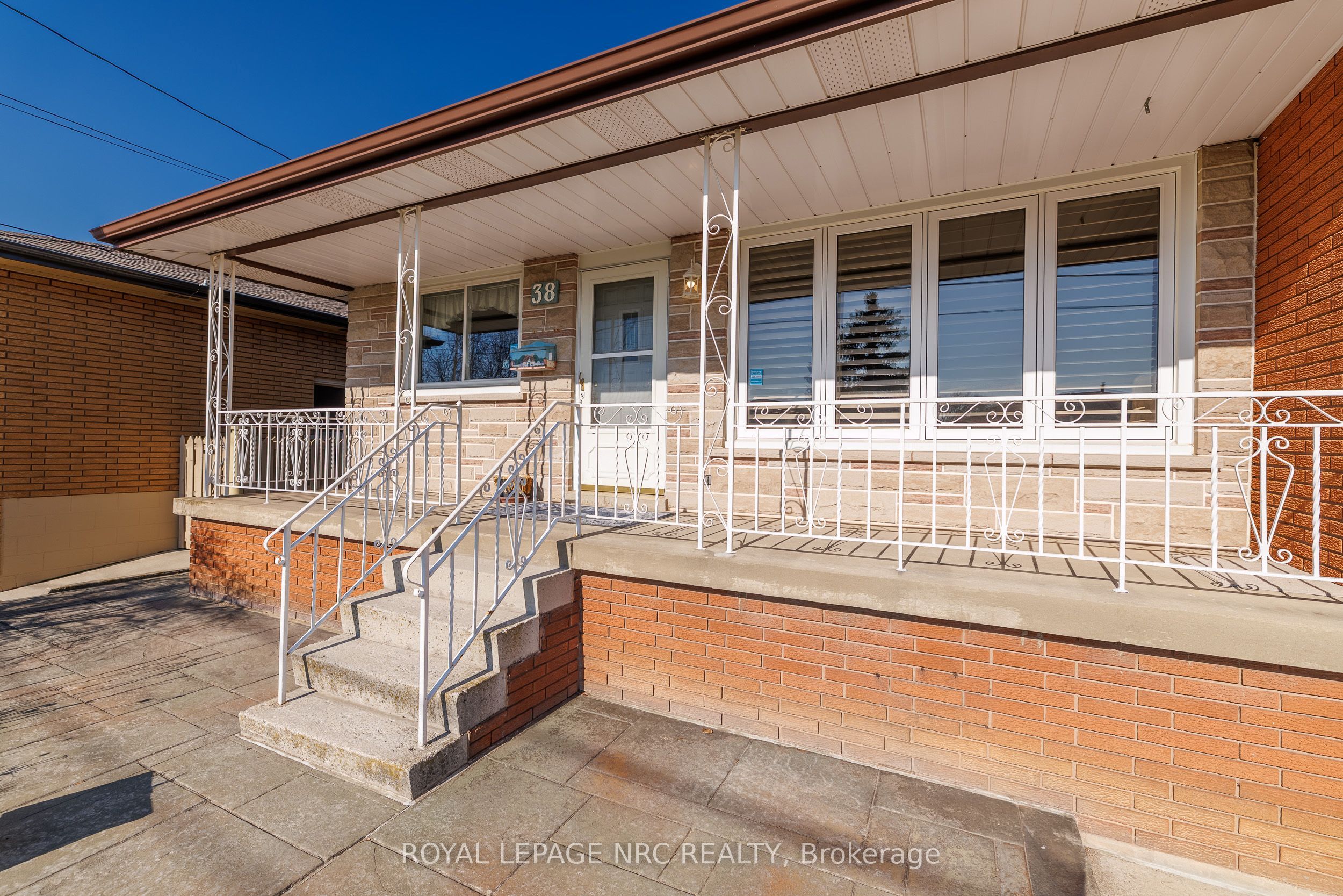 38 Rivercrest Road, Hamilton, ON, L8E 1M9 photo 2