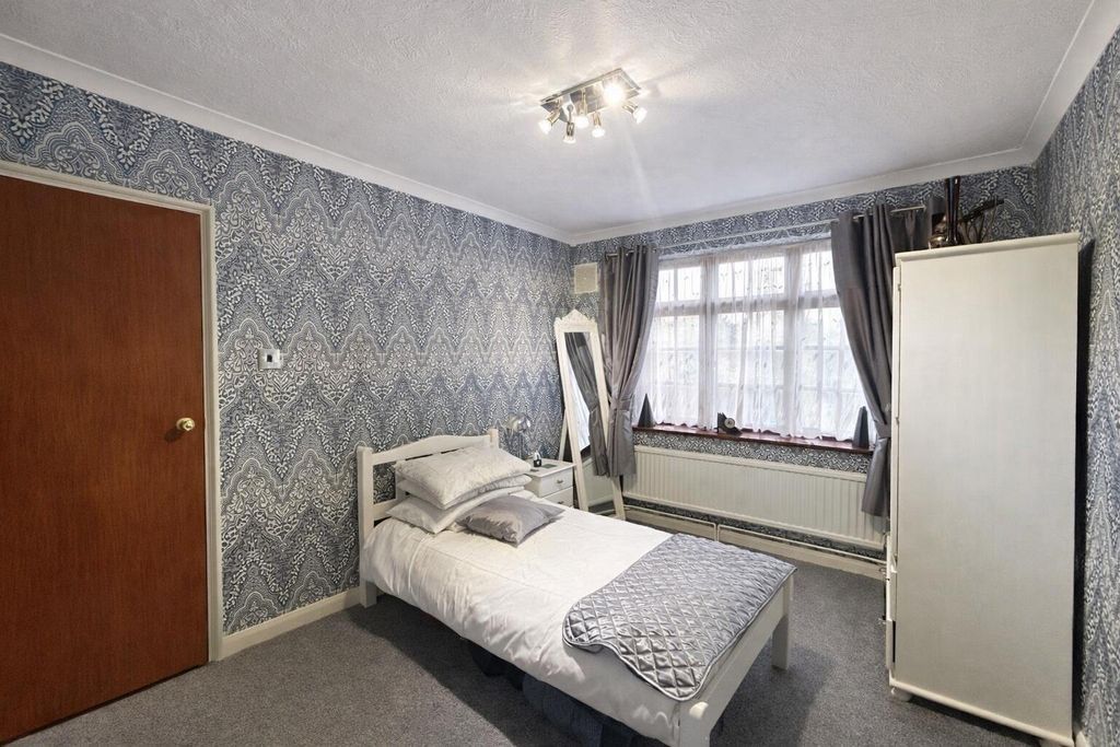 Additional image 17 of 7 bed detached house for saleRochester Road, Halling, Rochester ME2