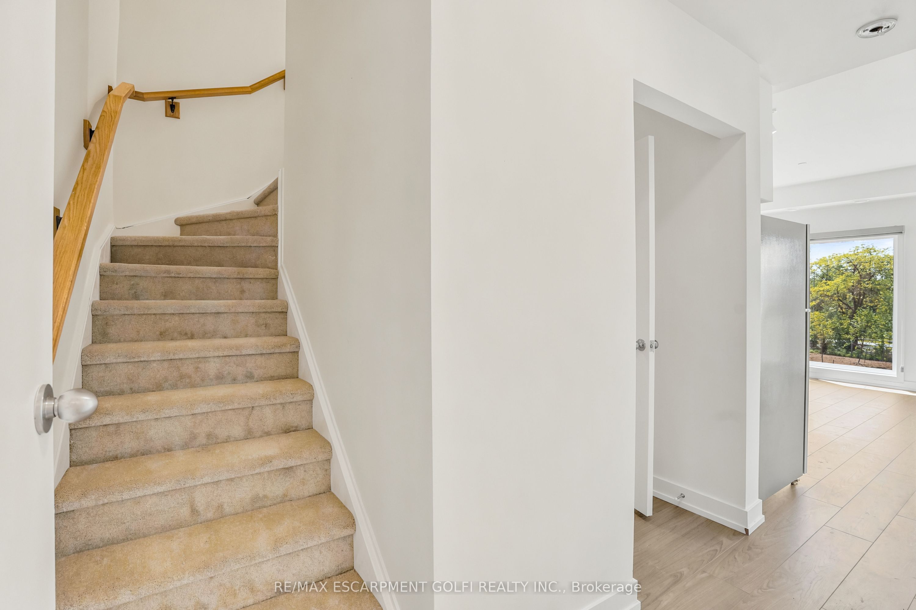 307B-16 Melbourne Avenue, St. Catharines, ON, L2P 0G5 photo 2
