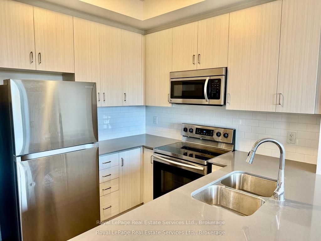 316-1105 Leger Way, Milton, ON, L9E 1K7 photo 5
