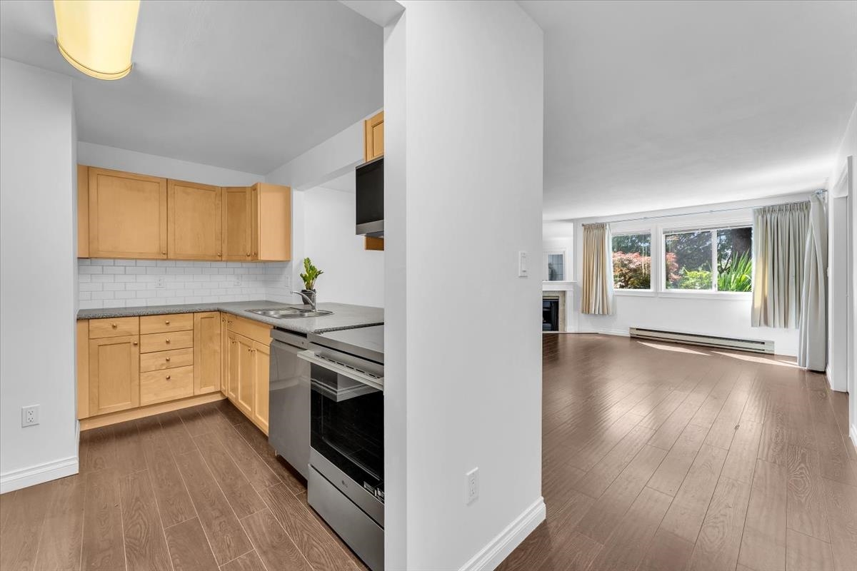107-5350 Victory Street, Burnaby, BC, V5J 1T1 photo 4