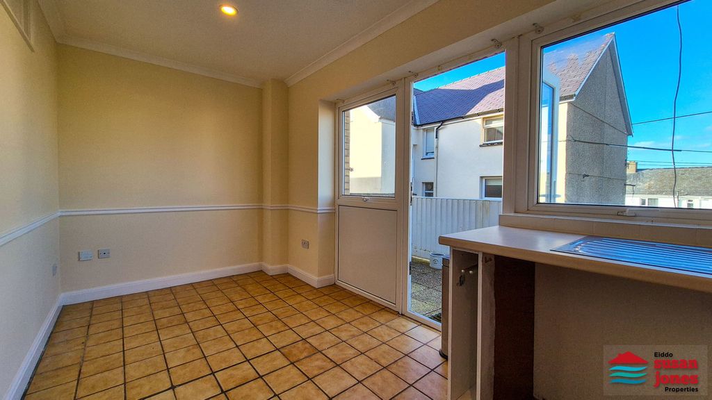 Additional image 9 of 3 bed terraced house for saleSouth Beach, Pwllheli LL53