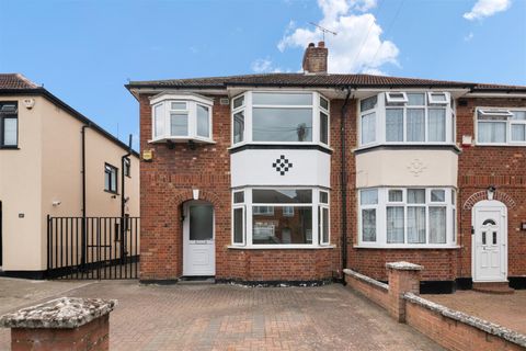 Sedgwick Avenue, Hillingdon UB10
