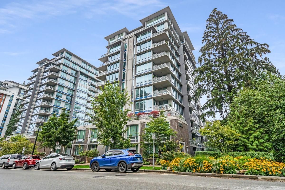 11XX-9080 University Crescent, Burnaby, BC, V5A 0B7