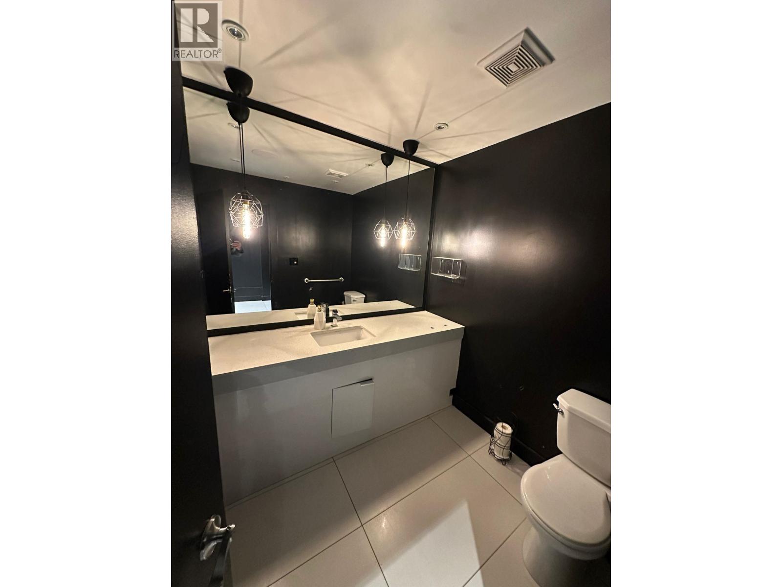 Additional image 5 of 1455 Pender Street West, Vancouver, BC, V6G2S3