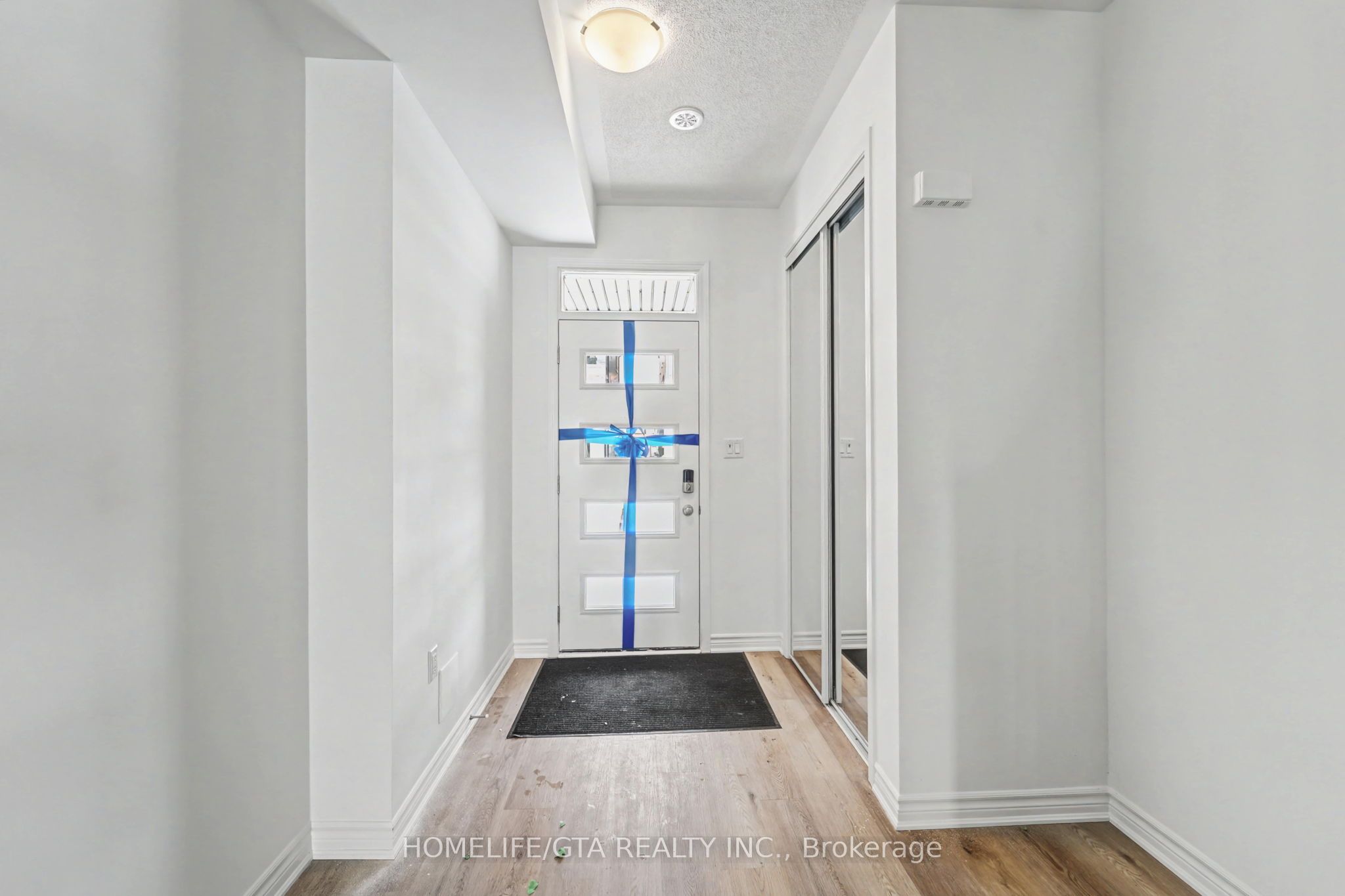118 Pearen Lane, Barrie, ON, L9J 1A5 photo 4