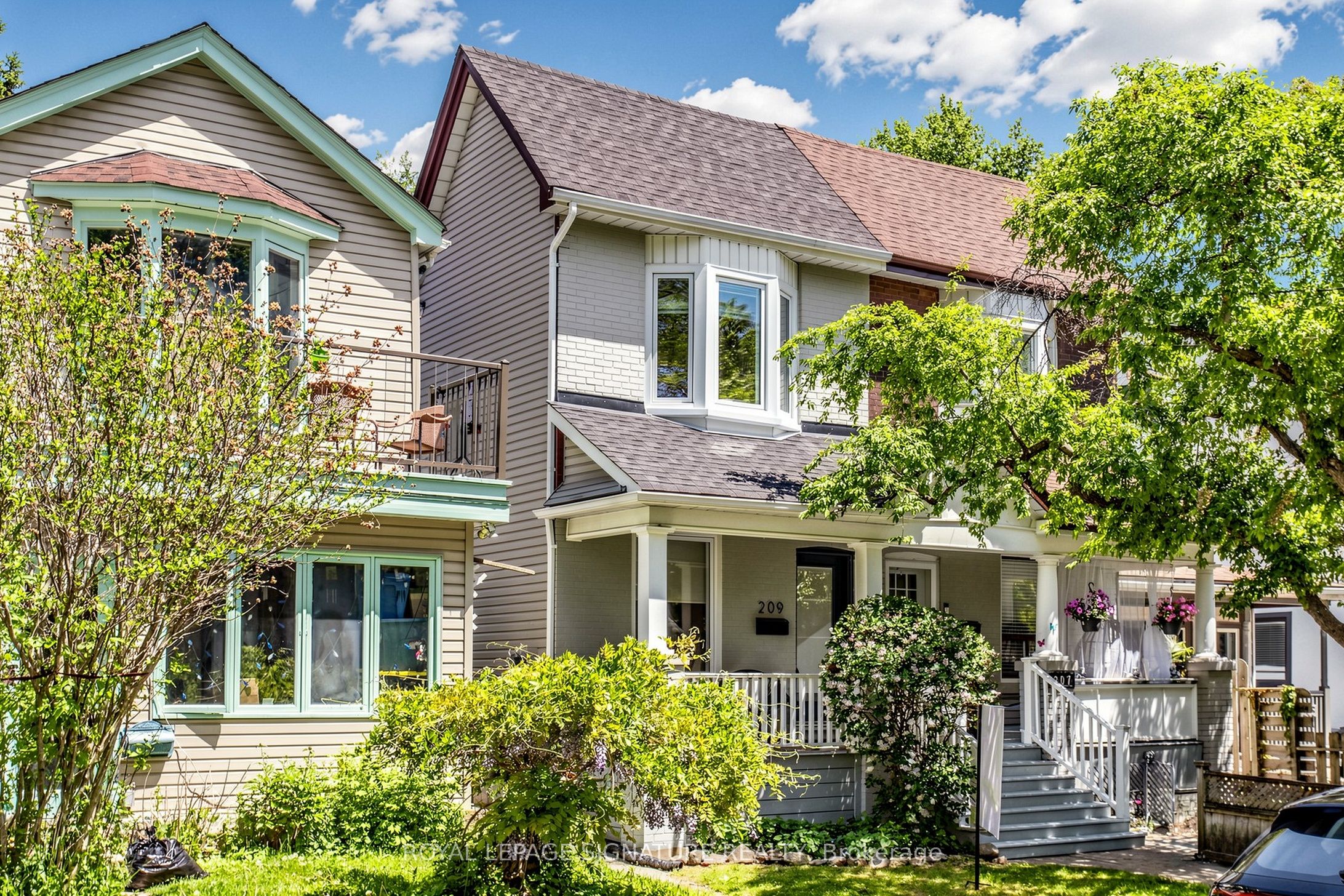 209 Rhodes Avenue, Toronto, ON, M4L 3A2