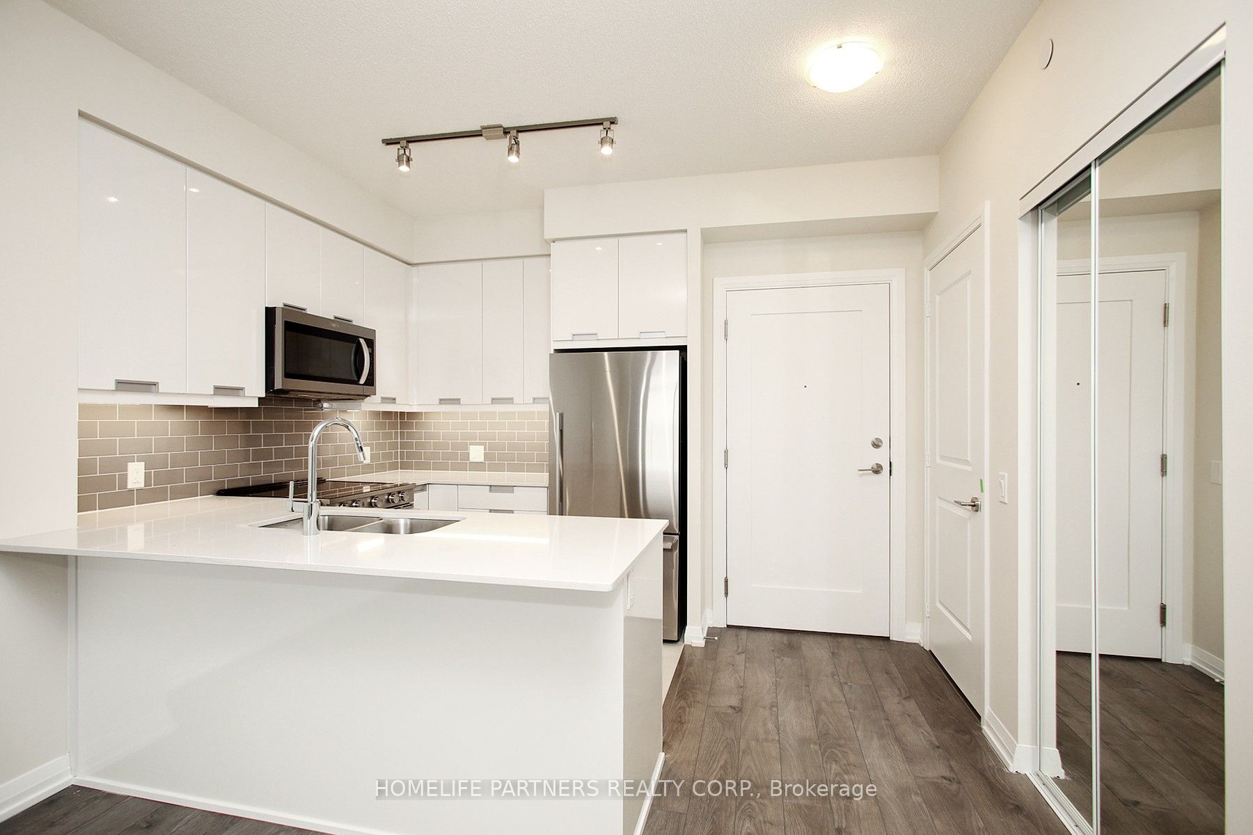 Additional image 4 of 720-35 Watergarden Drive, Mississauga, ON, L5R 0G8