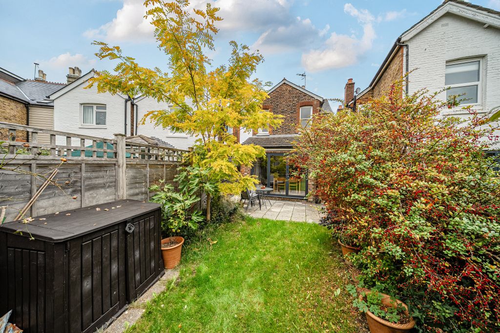 Additional image 18 of 4 bed detached house for saleFengates Road, Redhill RH1