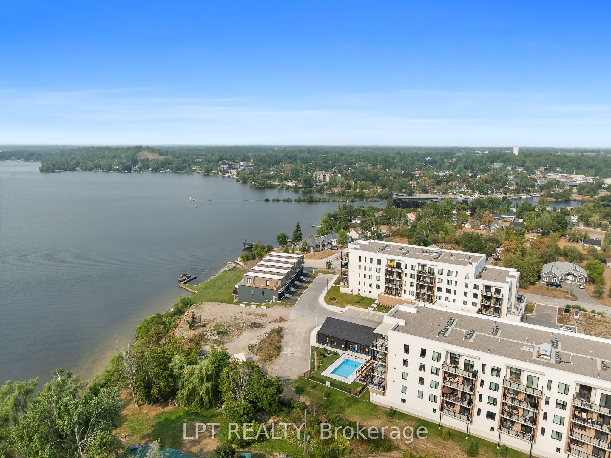 Additional image 2 of 402-19B West Street N, Kawartha Lakes, ON, K0M 1N0