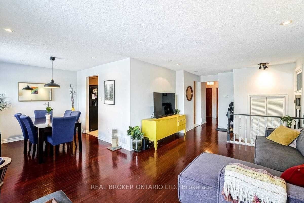320 Williams Avenue, Milton, ON, L9T 2G2 photo 2