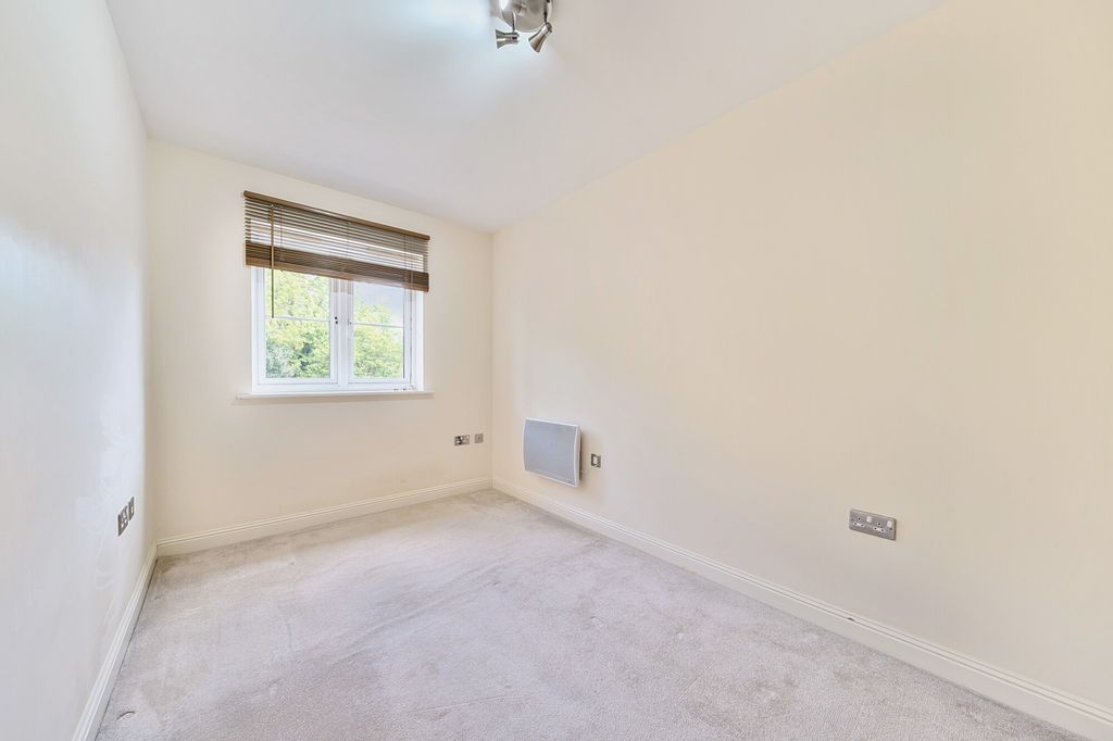 Additional image 11 of 2 bed flat for saleWharf Lane, Rickmansworth WD3
