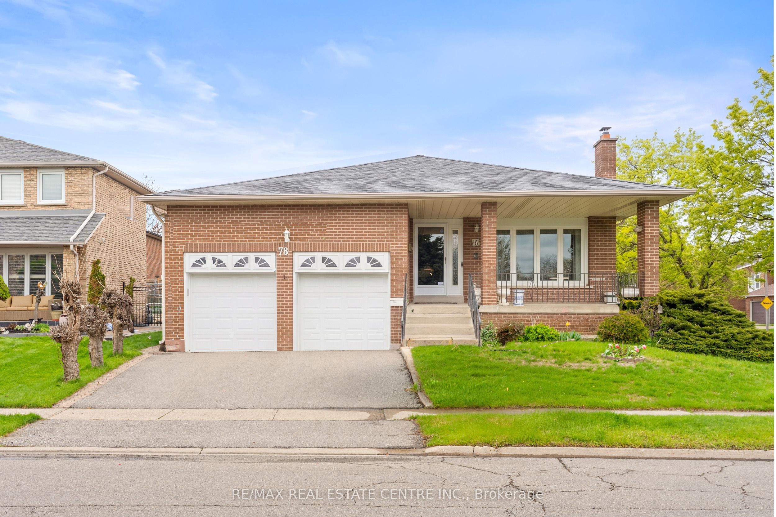 78 Panorama Crescent, Brampton, ON, L6S 3T9