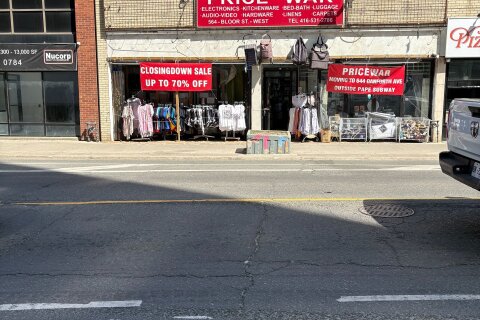 564-566 Bloor Street W, Toronto, ON, M6G 1K1 photo 2