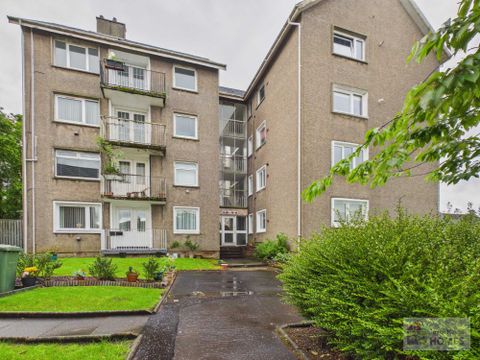 Robertson Drive, Calderwood, East Kilbride G74