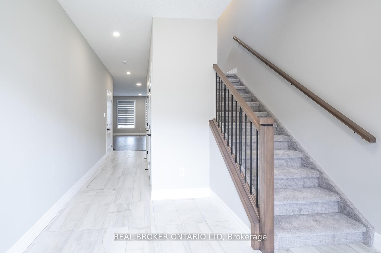 57 Acorn Trail, St. Thomas, ON, N5R 0H8 photo 2