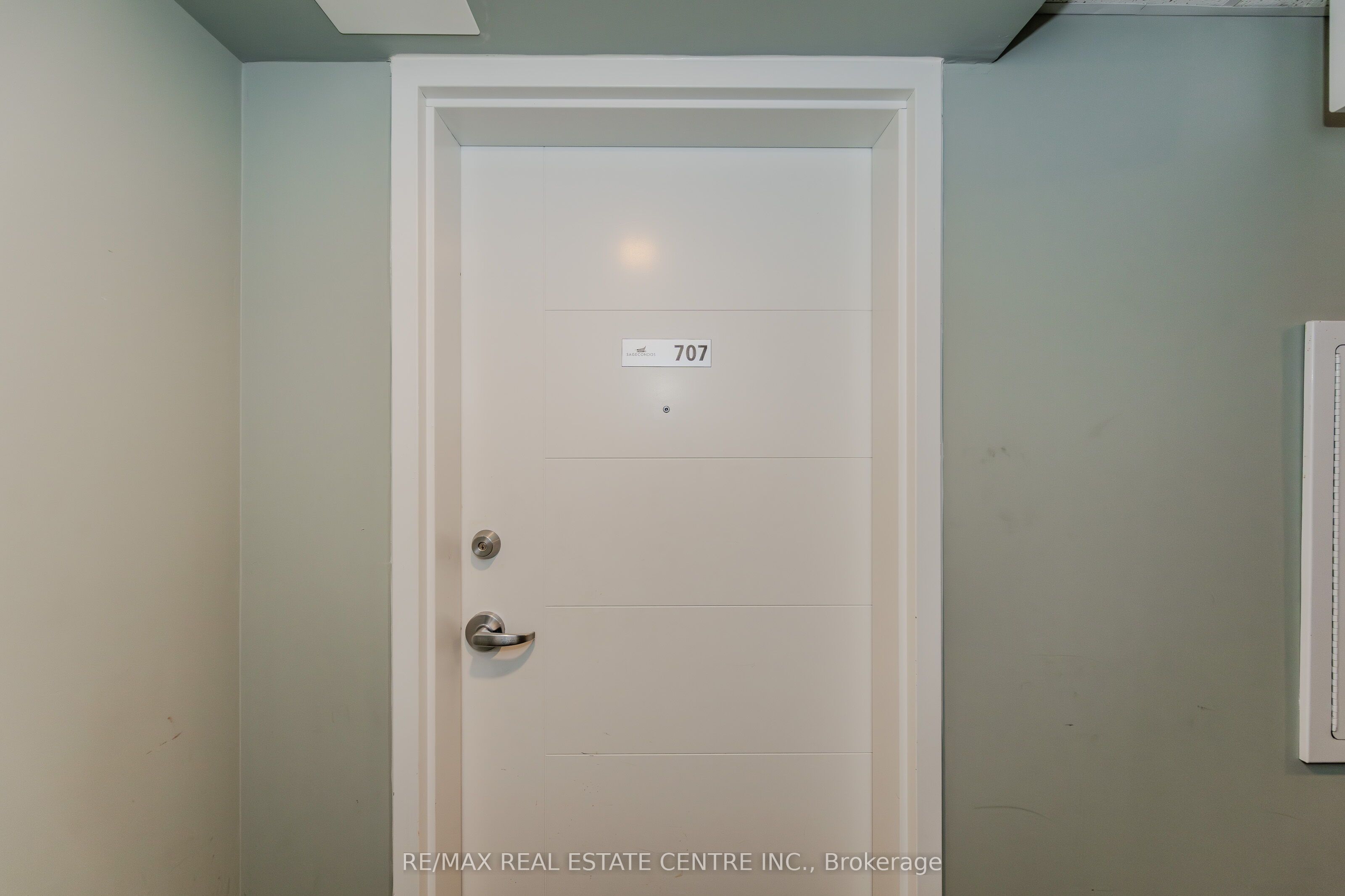 Additional image 2 of 707-251 Hemlock Street, Waterloo, ON, N2L 0H2