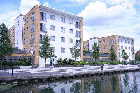 Apartment, Wey House, Taywood Road, Northolt UB5