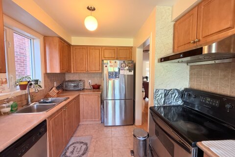 Additional image 8 of 5053 Dubonet Drive, Mississauga, ON, L5M 7X7