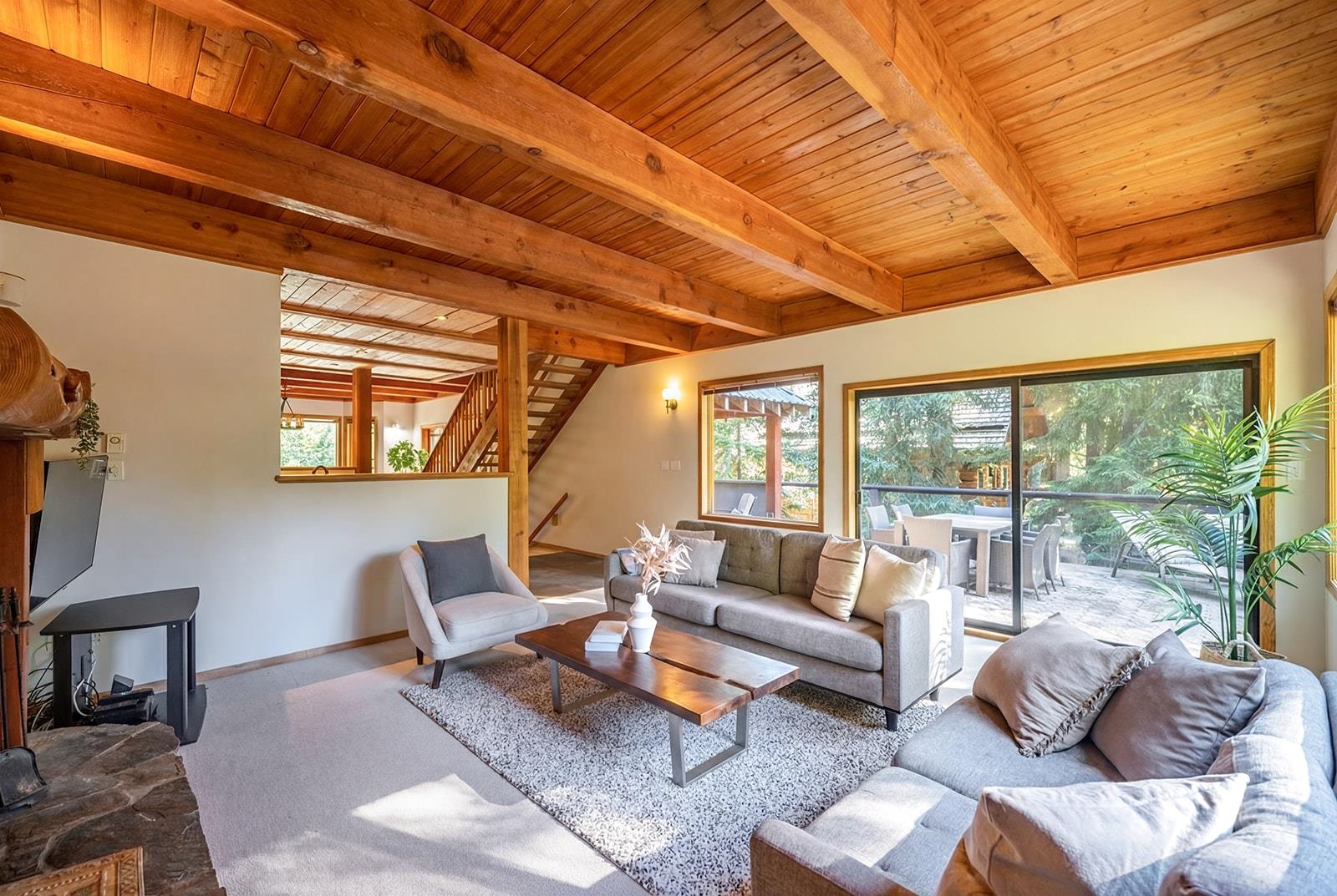 Additional image 6 of 7231 Fitzsimmons Road N, Whistler, BC, V8E 0E3