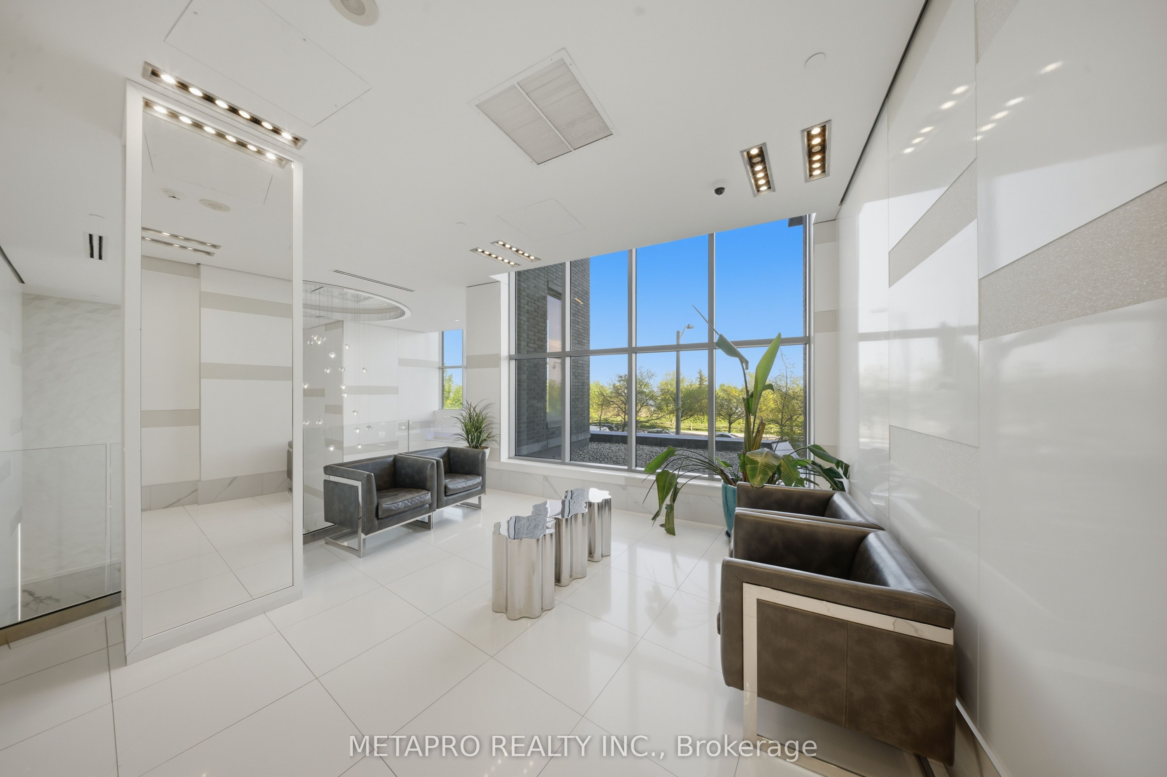 Additional image 5 of 809-110 Marine Parade Drive, Toronto, ON, M8V 0A3
