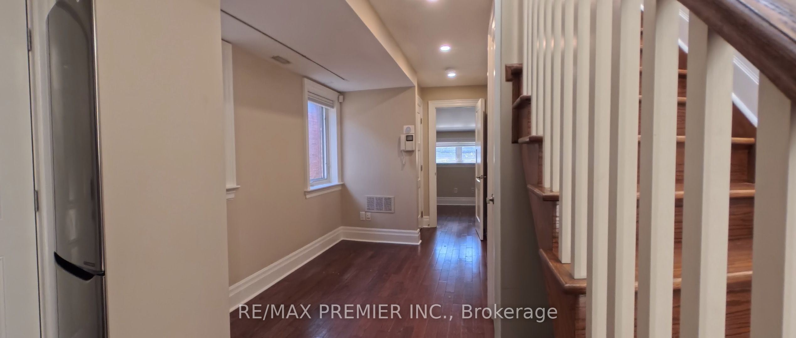 Apt 2-718 Bathurst Street, Toronto, ON, M5S 2R4 photo 4