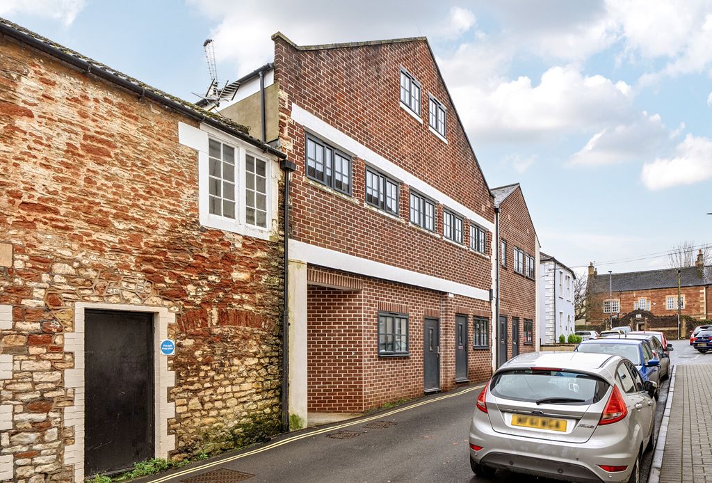Additional image 9 of 1 bed flat for saleThe Island, Midsomer Norton, Radstock, Somerset BA3