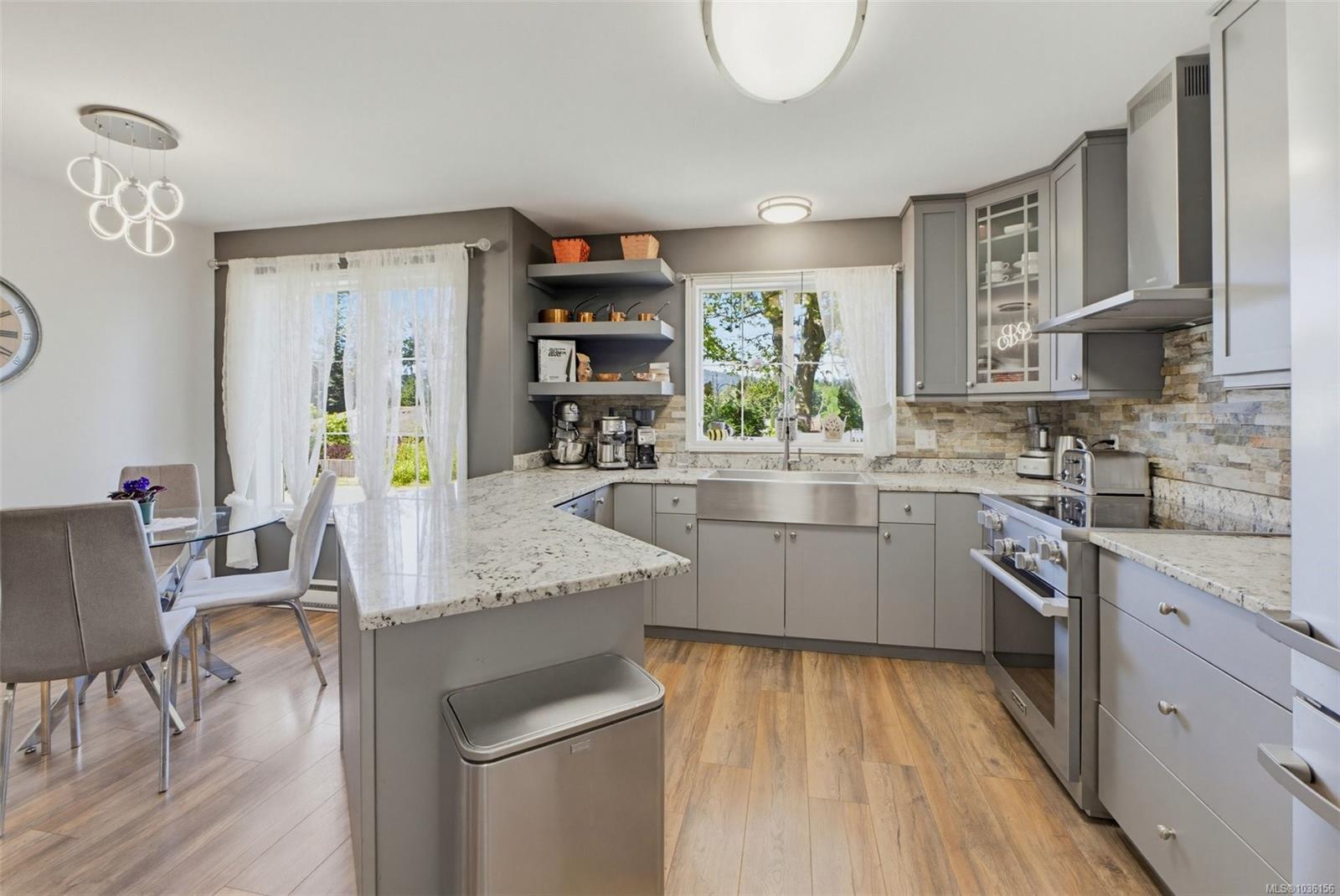 7201 Austins Place, Sooke, BC, V9Z 0T1 photo 4