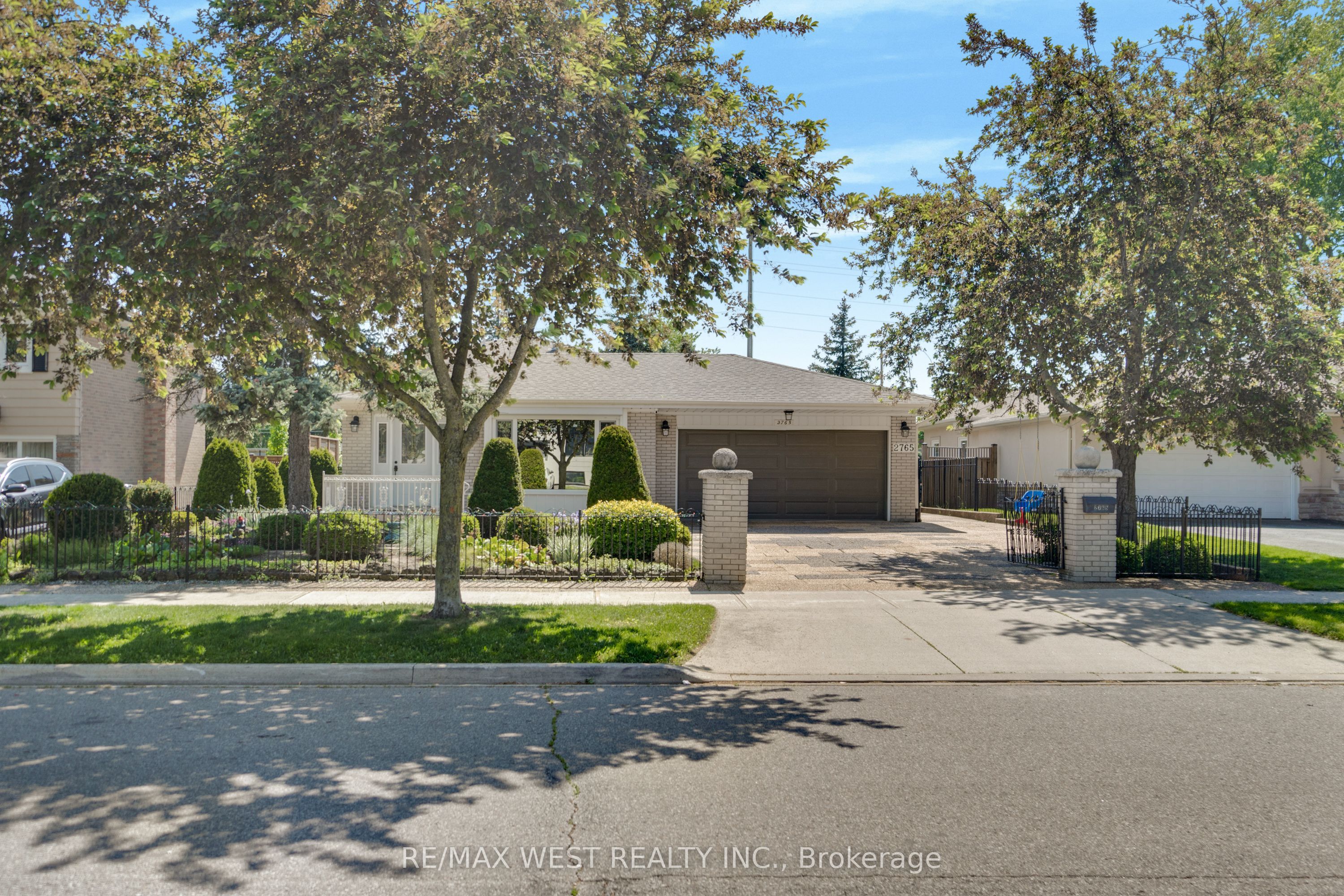 Additional image 2 of 2765 Bushland Crescent, Mississauga, ON, L5J 1X8