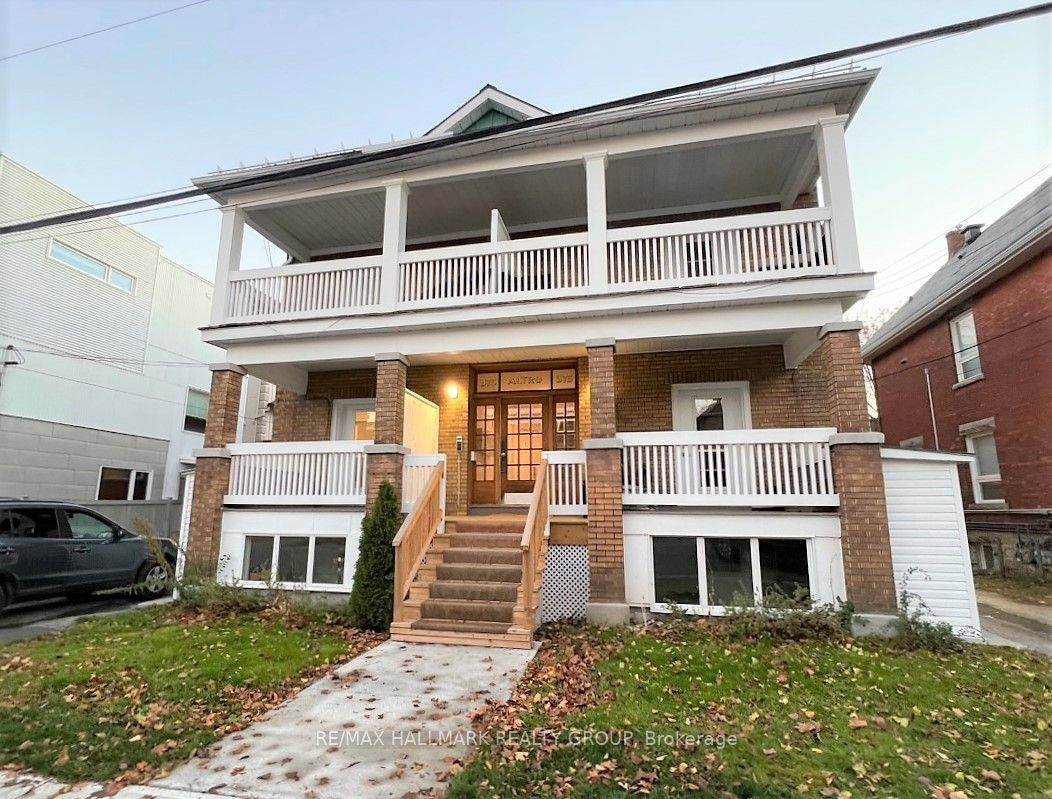 2-375 Mackay Street, Ottawa, ON, K1M 2C3
