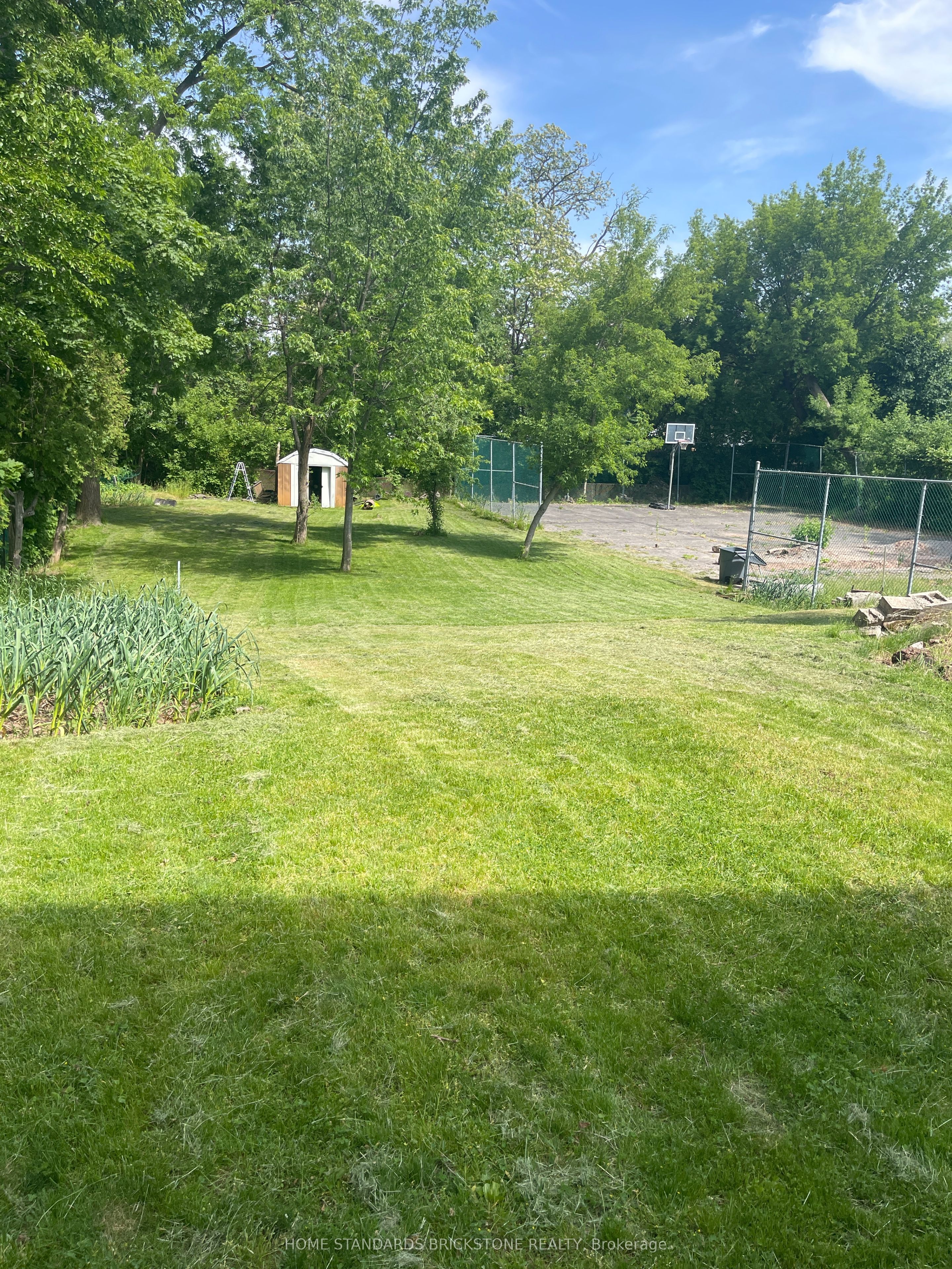 Additional image 3 of 72 Mountain Avenue N, Hamilton, ON, L8G 3P5
