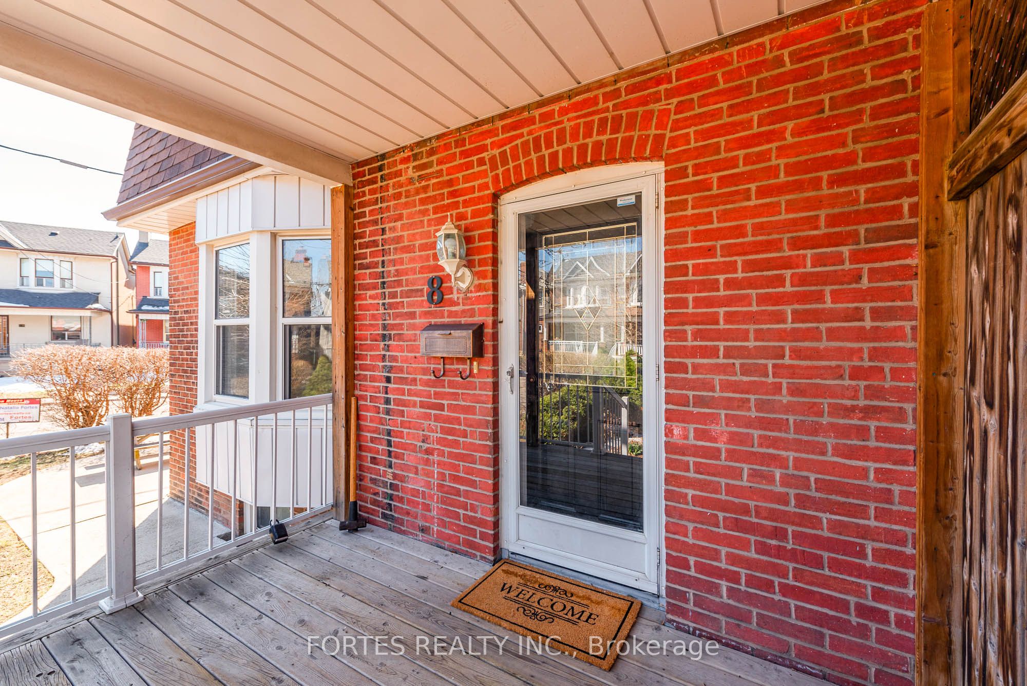 8 Spring Grove Avenue, Toronto, ON, M6N 3H3 photo 3