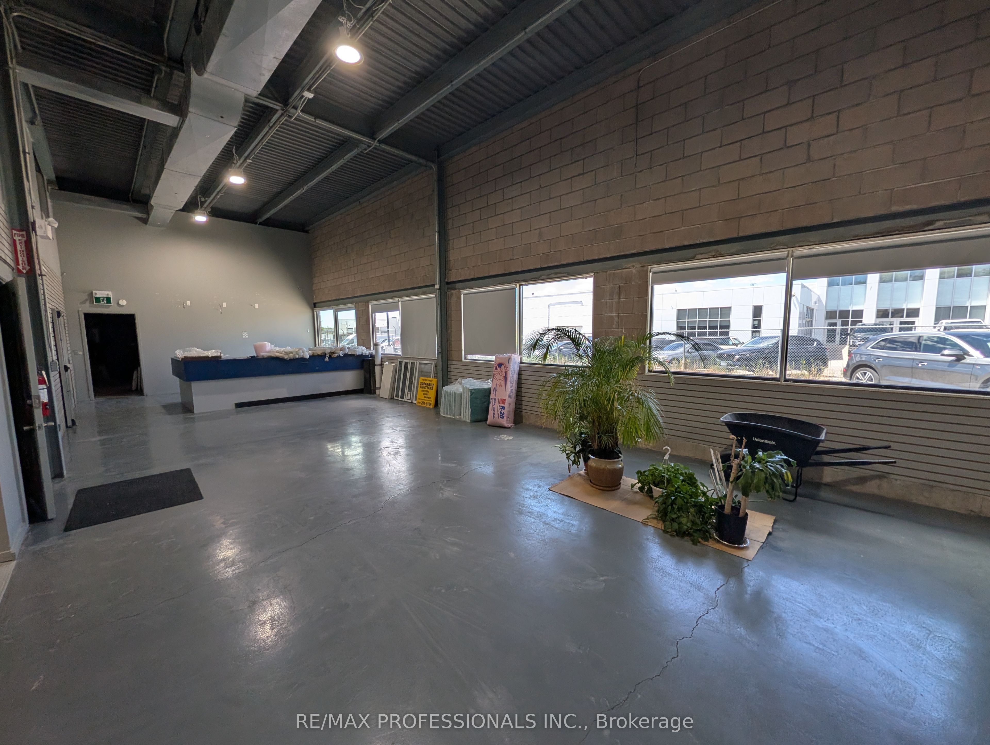 D-1571 The Queensway Avenue, Toronto, ON, M8Z 1T8