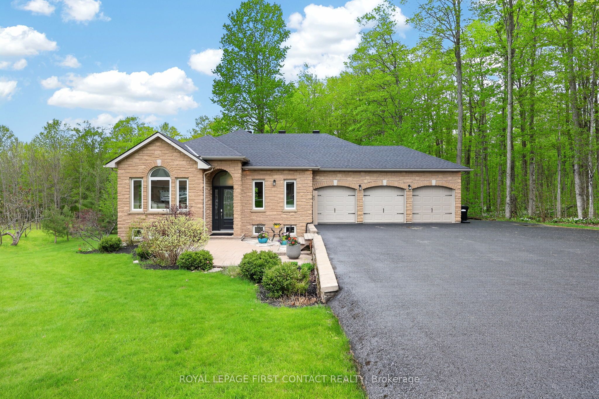 43 Boyd Crescent, Oro-medonte, ON, L0K 1N0 photo 2