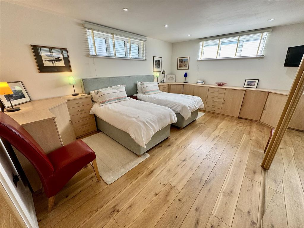Additional image 14 of 4 bed detached house for sale12 Innes Estate, Pwllheli LL53