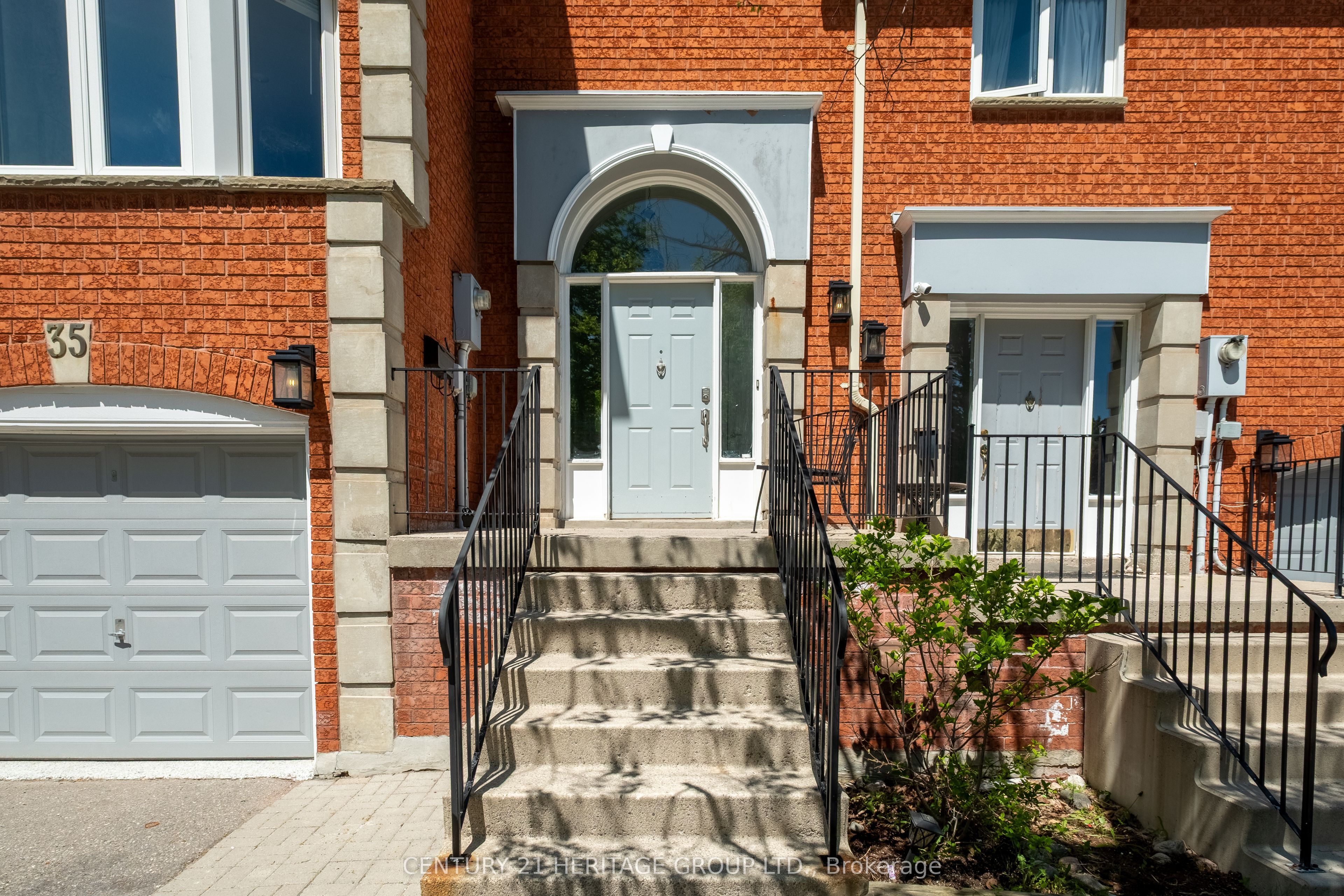 35-80 Mccallum Drive, Richmond Hill, ON, L4C 9X5 photo 2
