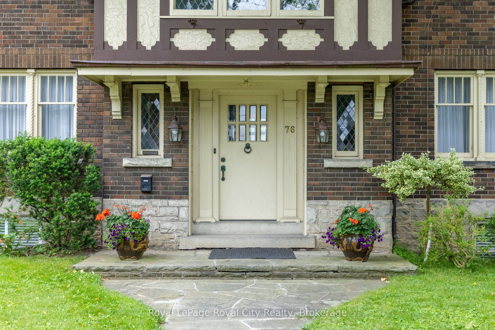 76 London Road W, Guelph, ON, N1H 2B7 photo 2